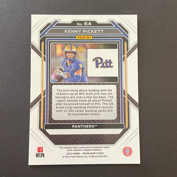 Kenny Pickett: Pittsburgh Panthers, University of Pittsburgh, 2023 Panini-Prizm - Picture 2 of 2